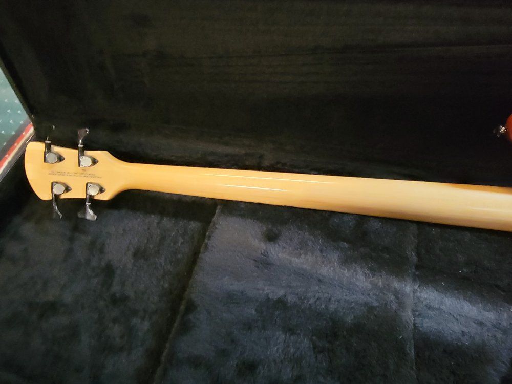 Main image 6
