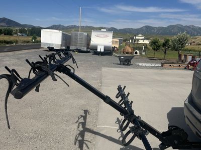 Yakima HangTight 6 Vertical Bike Rack