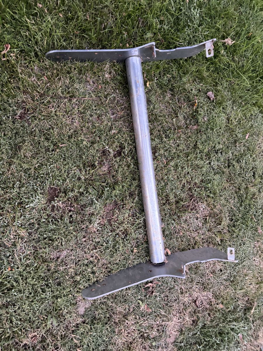 Push bar for truck
