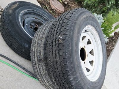 3 Trailer wheels/tires