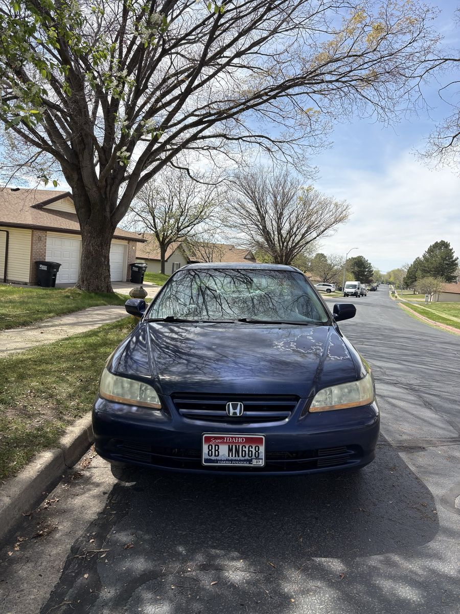 2002 HONDA ACCORD LX