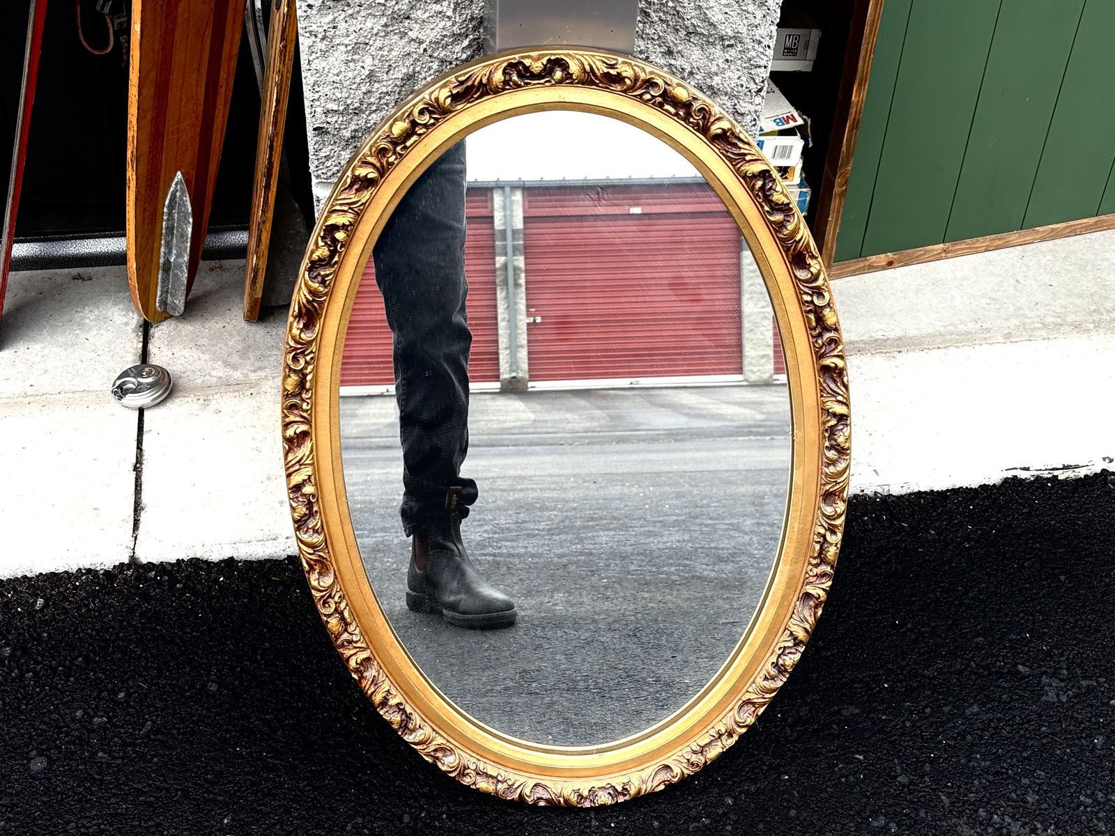 Vintage mirror. Great condition. Oval shape w/ ornate, gilded gold frame. Vanity mirror Hollywood  Regency