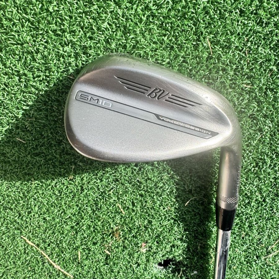 Titleist Vokey SM10 54°/10S custom Wedge w/ Modus 115