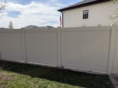 TAN VINYL FENCE PANELS