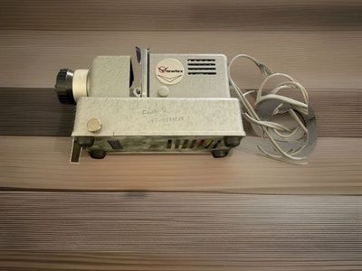 Vintage Viewlex Slide Projector