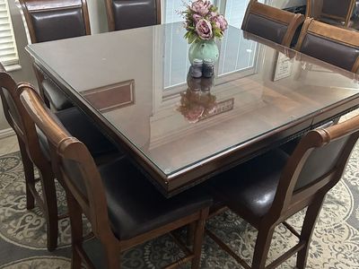 Gorgeous Counter Height Table and Chair Set - Amazing Condition!