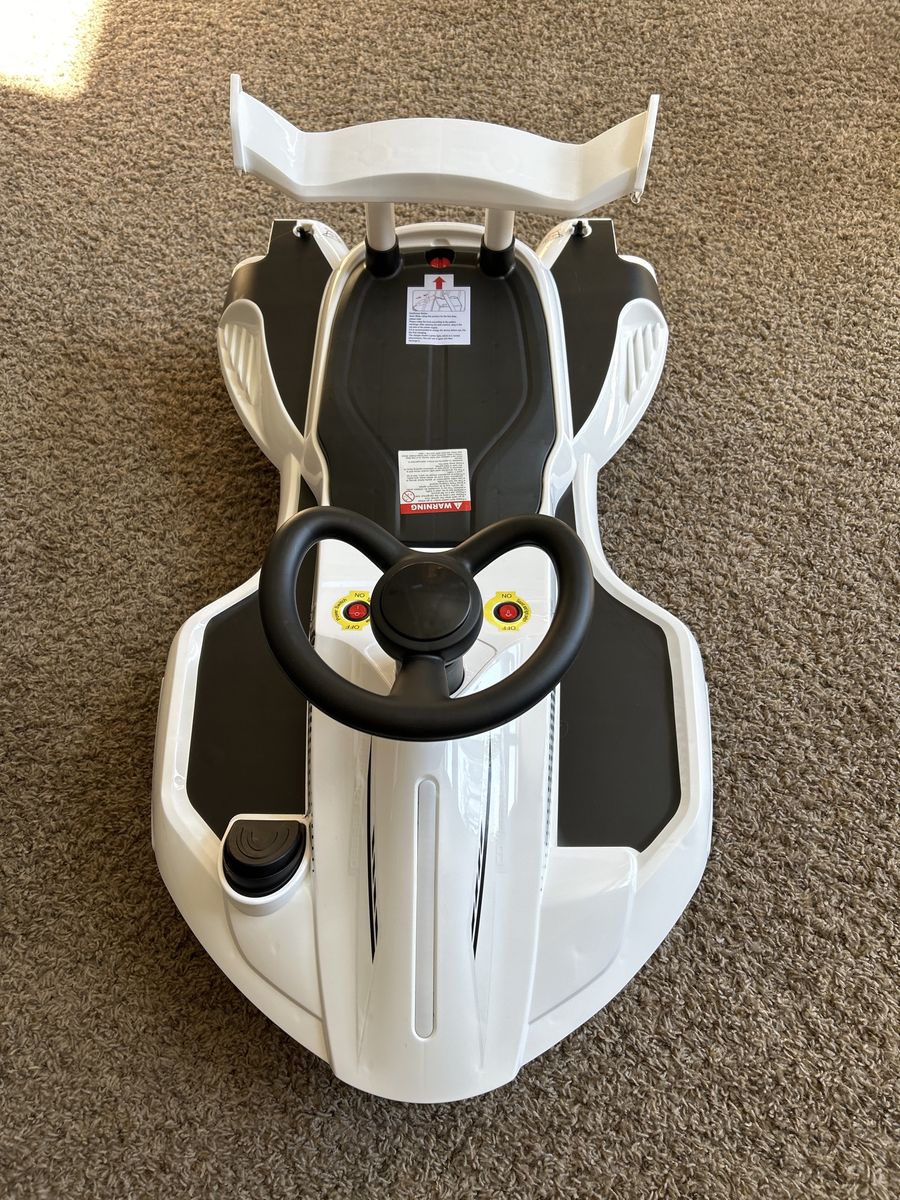 Battery Powreted Swivel Car