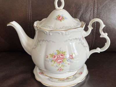 Royal Albert Tranquillity Teapot with Matching Trivet - England-1960's
