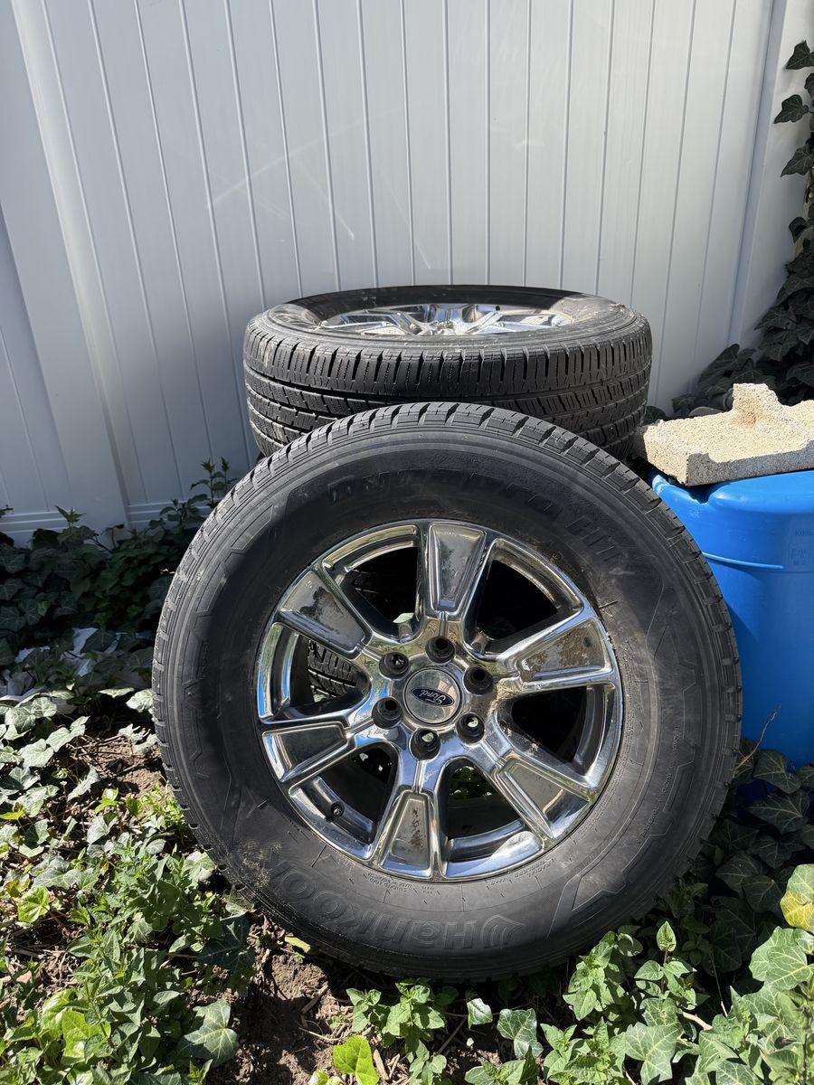Used Ford P275/65R18 Hankook Dynapro ATM Chrome Wheels & Tires Set