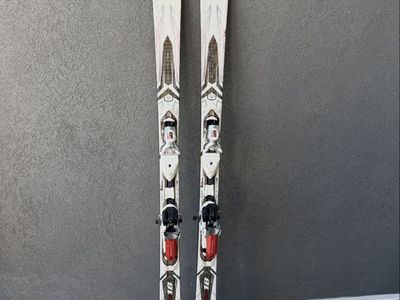 Rossignol Pursuit Downhill Skis with Rossignol Bindings Used, excellent condition. Length 177
