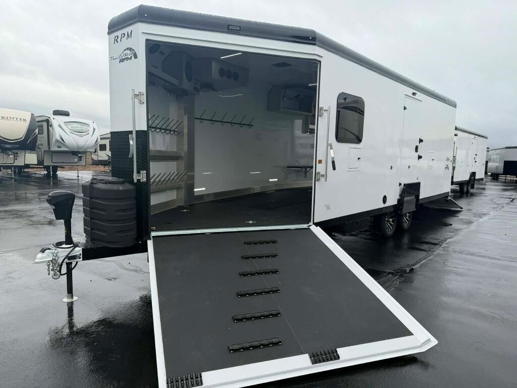 New 2026 Trails West RPM 28' BP- Altitude Package With Fuel Cell!