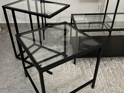 Modern IKEA Glass Table Set (4‑Piece, like NEW)