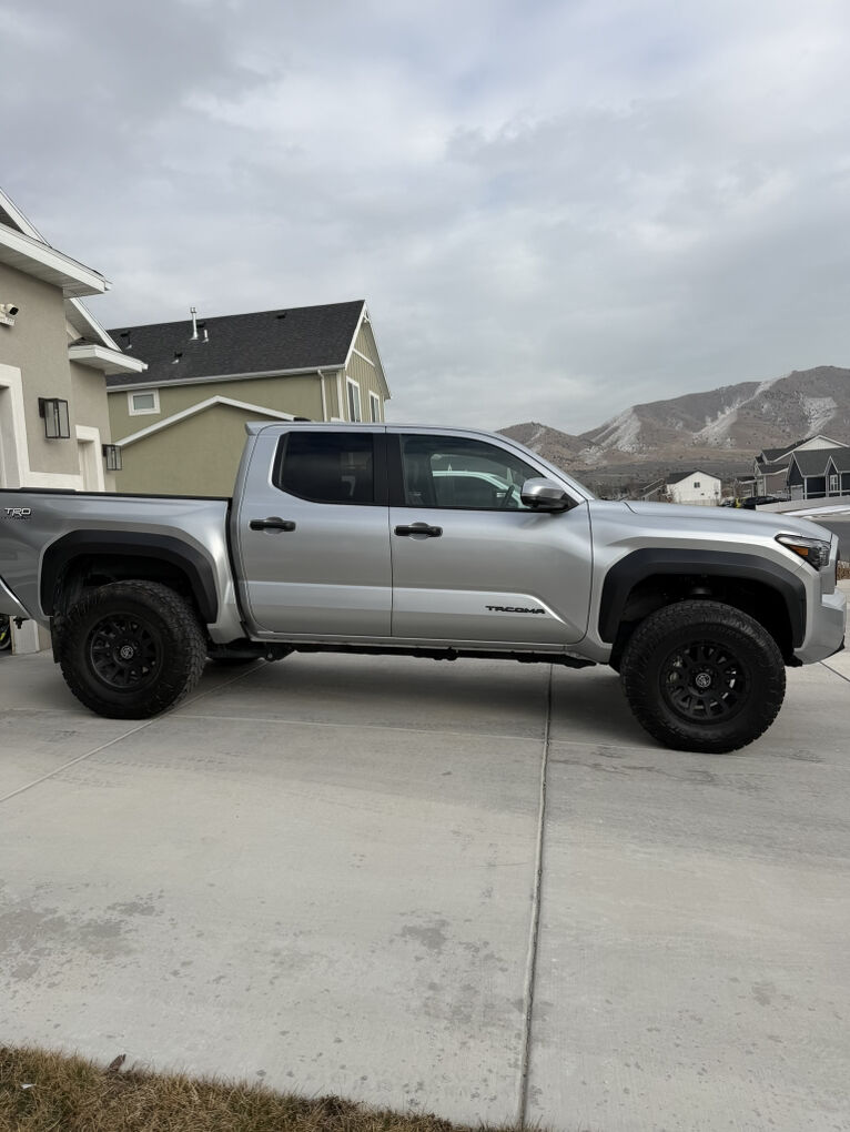 2024 Toyota Tacoma TRD Off Road