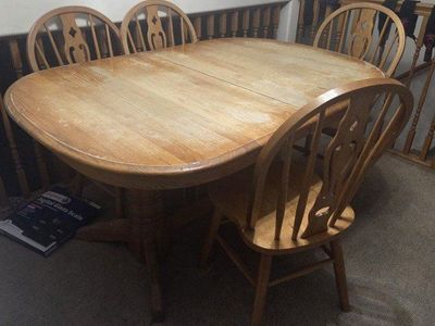 kitchen table and chairs