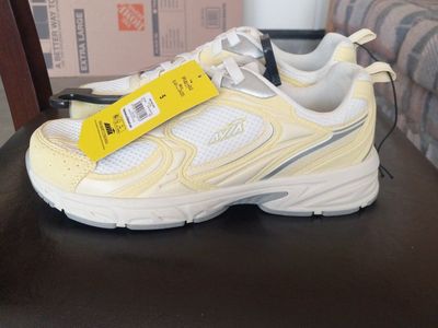 girls shoes