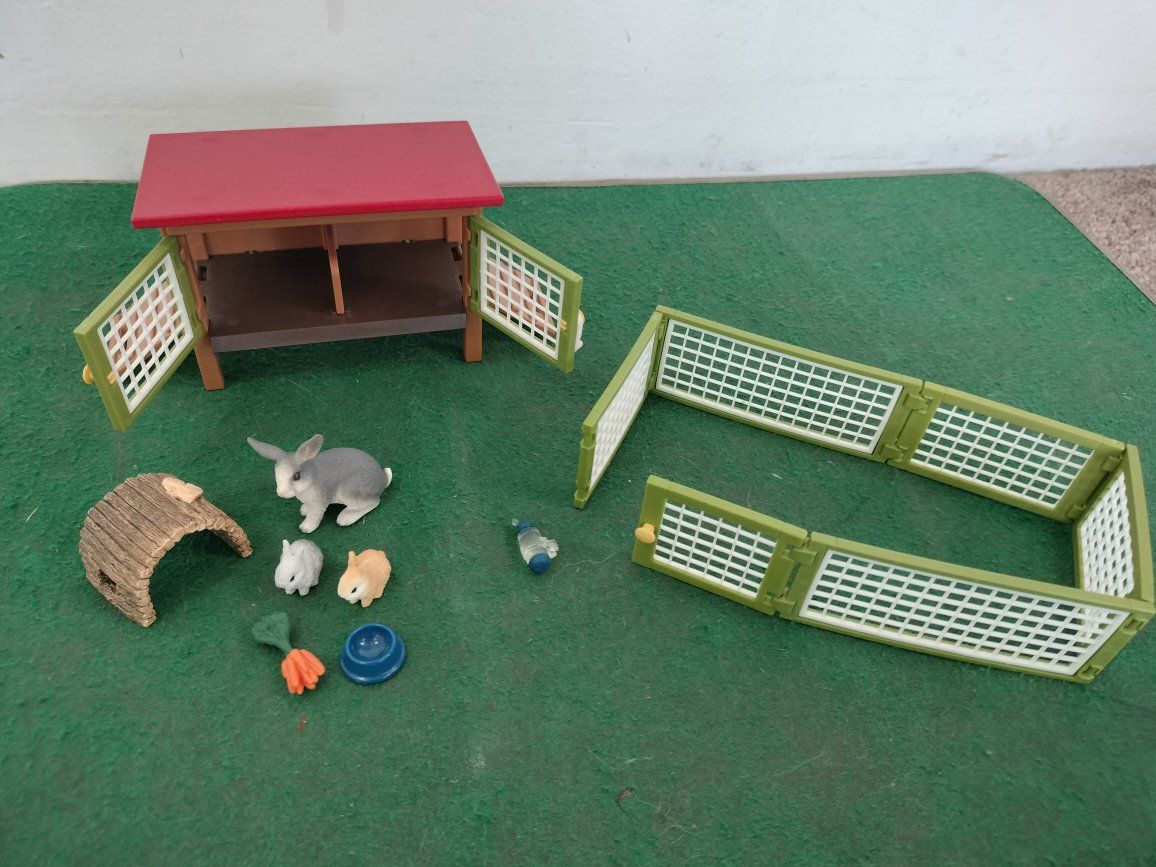 Schleich bunny cage
