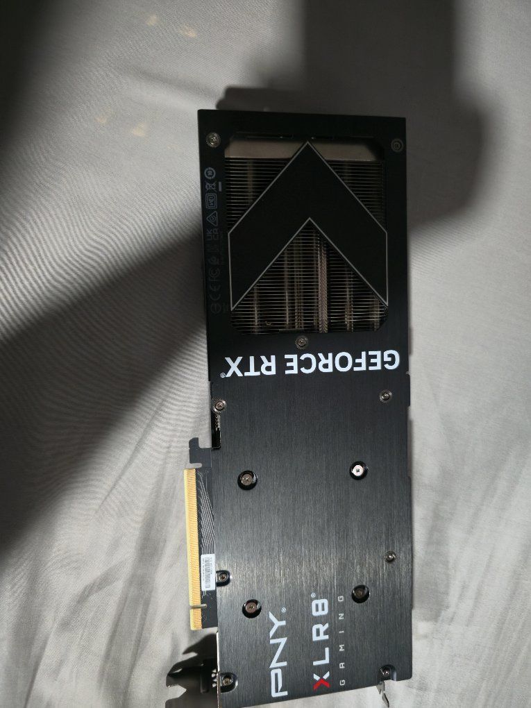 Main image 3