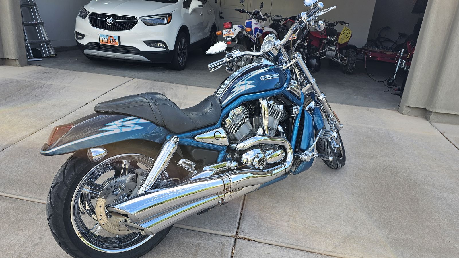 2005 VROD Motorcycle VRSCSE Custom Vehicle Operations For Sale