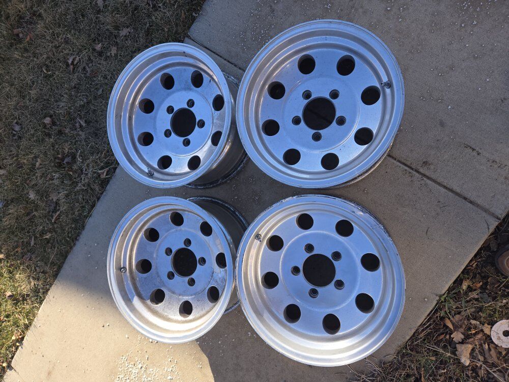 16x8 aluminum wheels 5 lug
