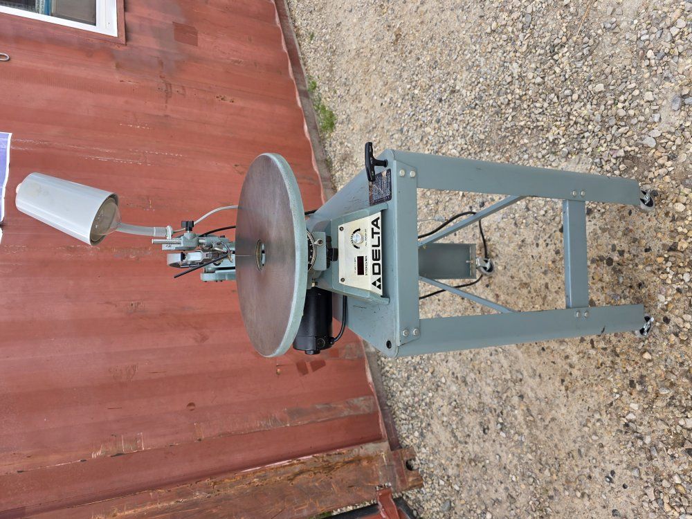 Delta 18" Scroll Saw