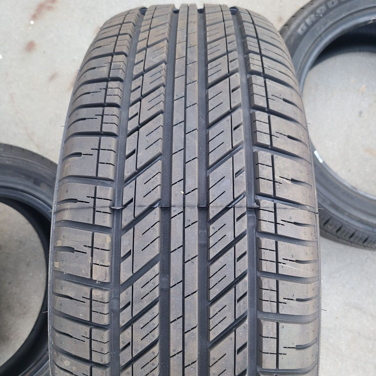 255/65R18 IRONMAN RB-SUV