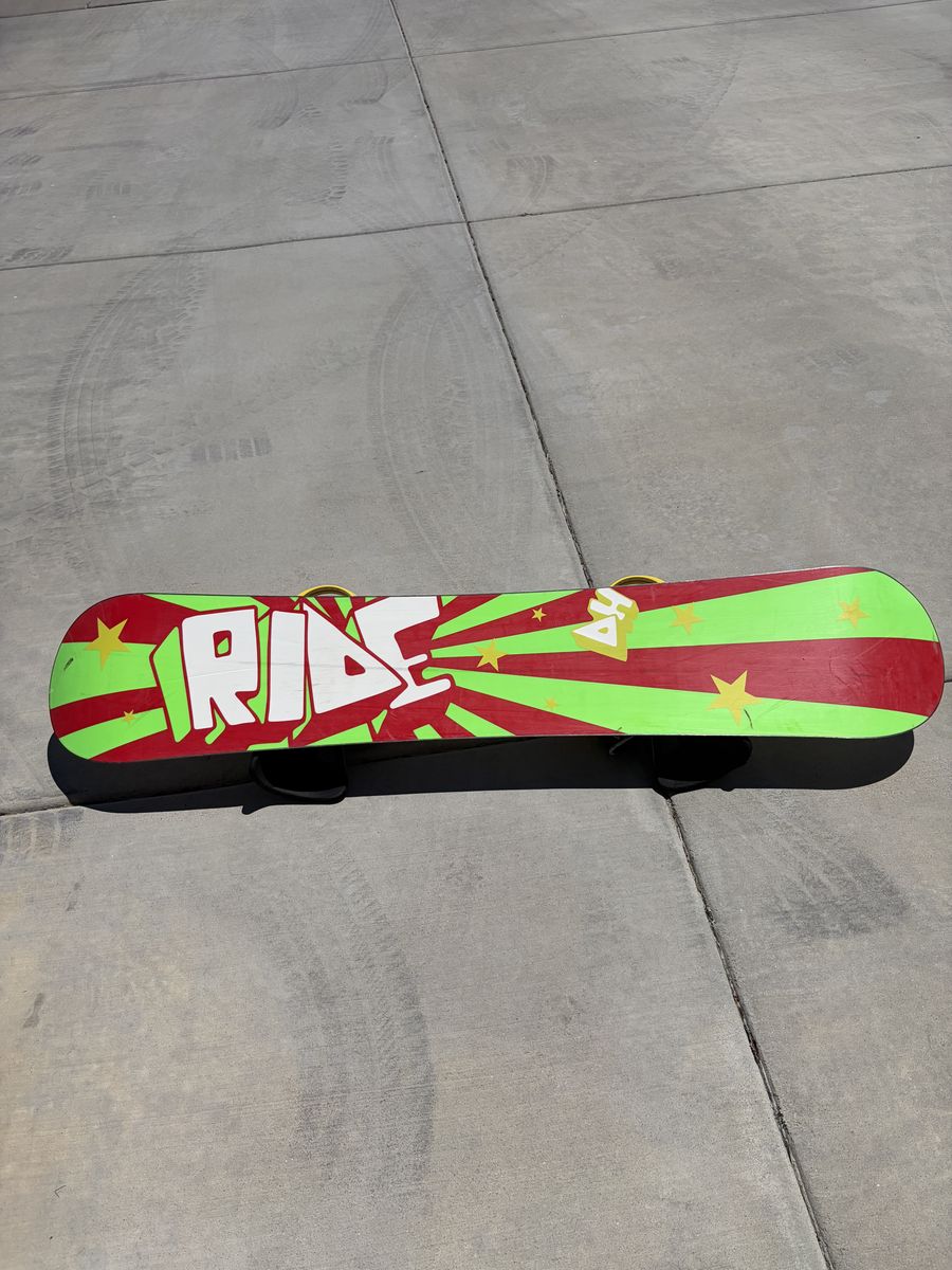 Ride Snowboard 152 cm + Bindings – Great Condition
