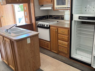 2002 Jayco Eagle 30ft. fifth wheel for sale