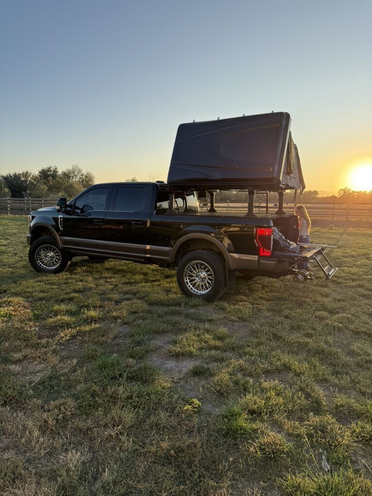 ON SALE TIL DEC 5th!! Brand new OVS Bushveld