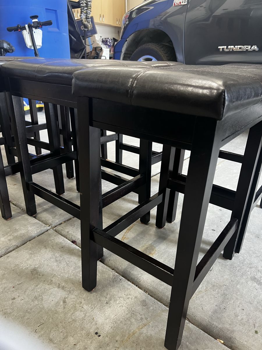 Stools 7 total. Sold as a lot