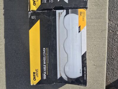 Triple axle wheel covers