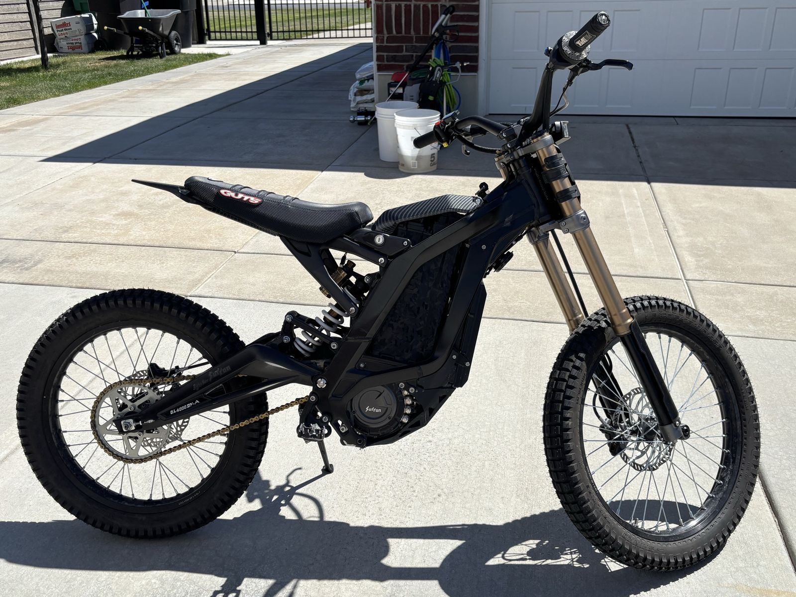 Surron Light Bee X — Clean Build — Upgraded Parts