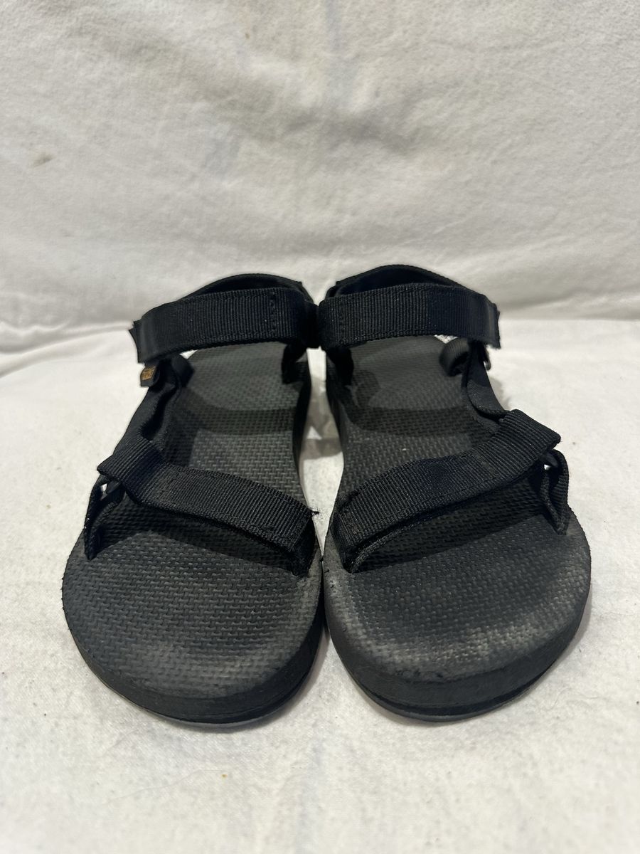 Teva youth size 4 black sports sandals