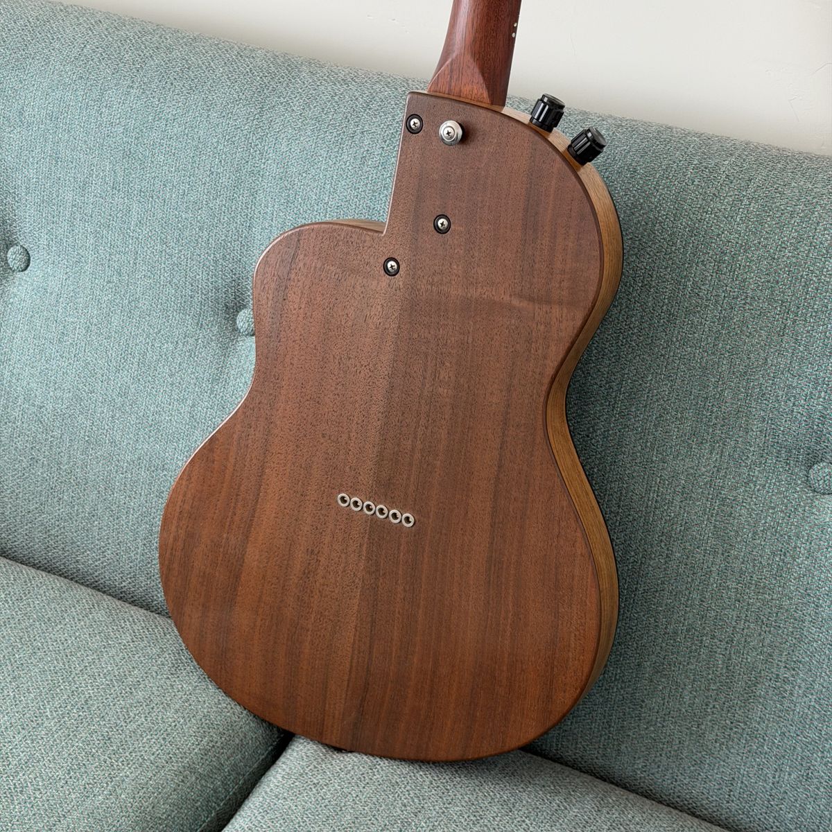 Main image 7