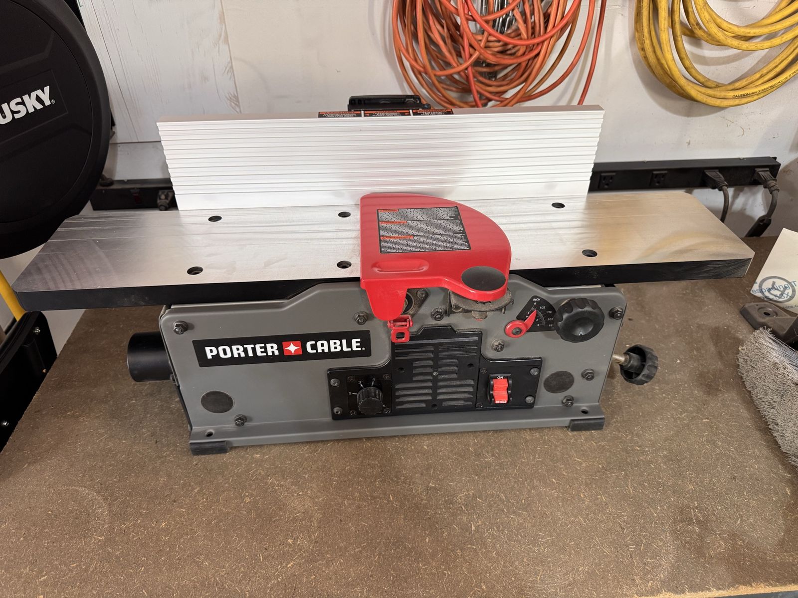 PORTER-CABLE PC160JT 6 in. Variable Speed Benchtop Jointer Planer - Excellent Condition
