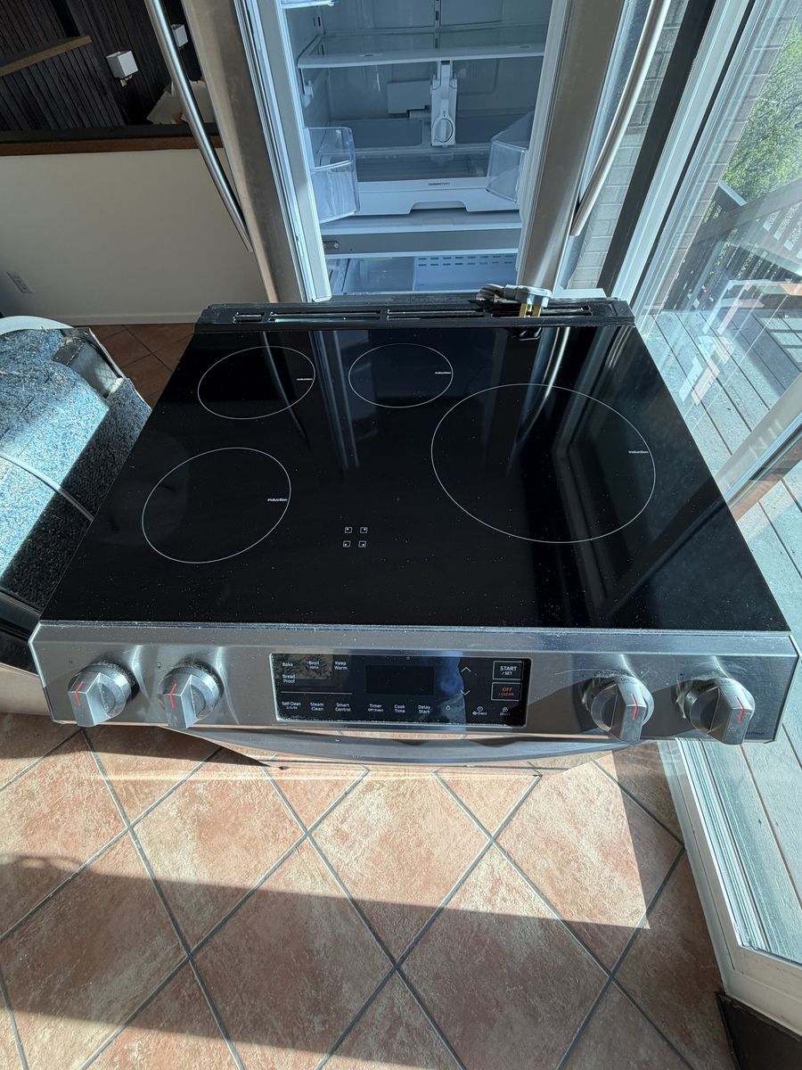 Samsung Gas Range with Induction Cooktop – Hybrid Pro Performance