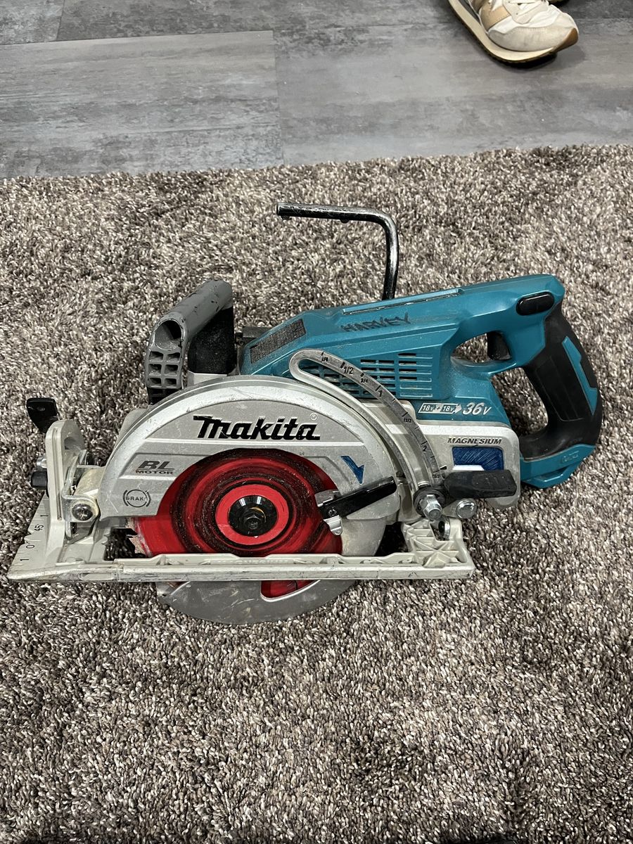 Makita Rear Handle Saw