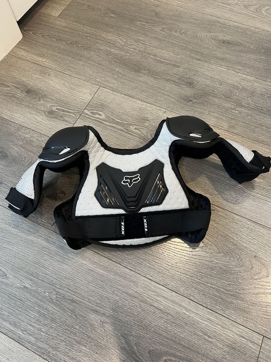 Fox Racing Titan Peewee Chest Protector / Roost Deflector - Youth M/L (Ages 6-9)