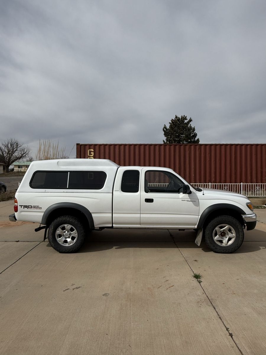2003 TOYOTA TACOMA PreRunner V6