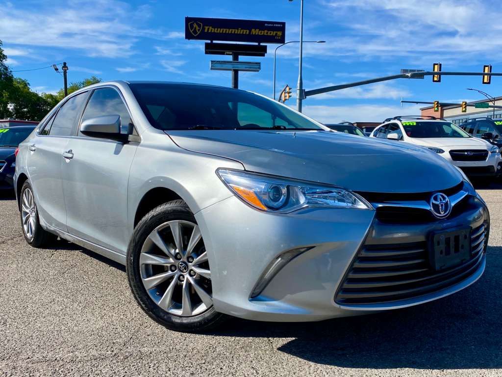 2016 Toyota Camry XLE