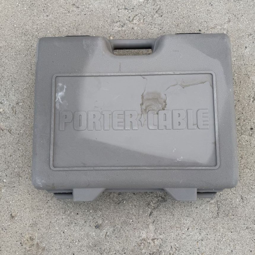 PORTER-CABLE 6931 Plunge Base Router Kit with 1001 Fixed Base & Case