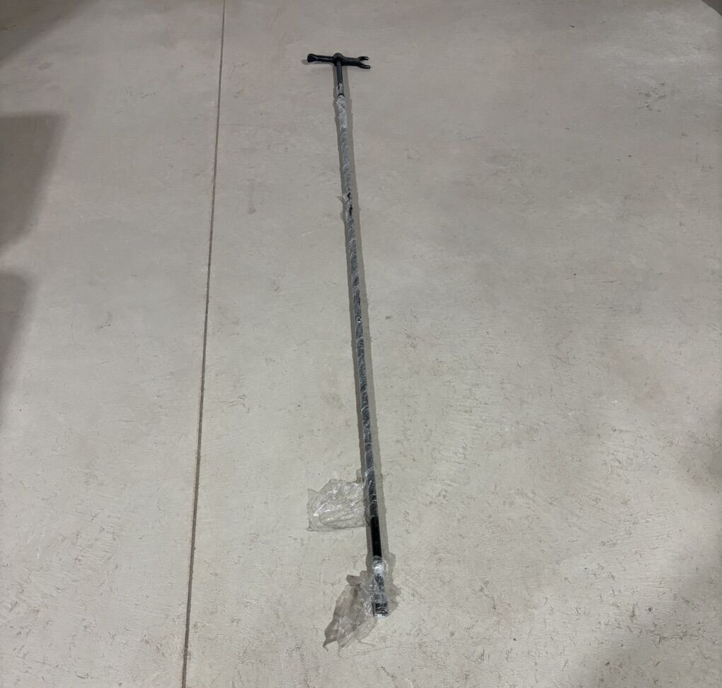 $24 LESS THAN RETAIL! BRAND NEW Mueller MH10322U 6' long Curb Key With Curved Handle