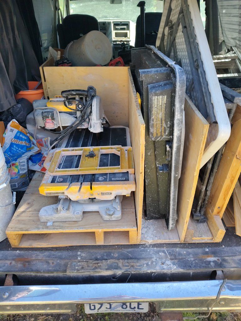 DeWalt tile saw