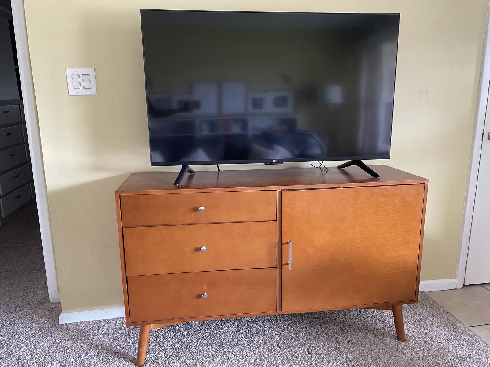 Mid-Century Modern Wood Dresser/Credenza with 3 Drawers & Cabinet Storage