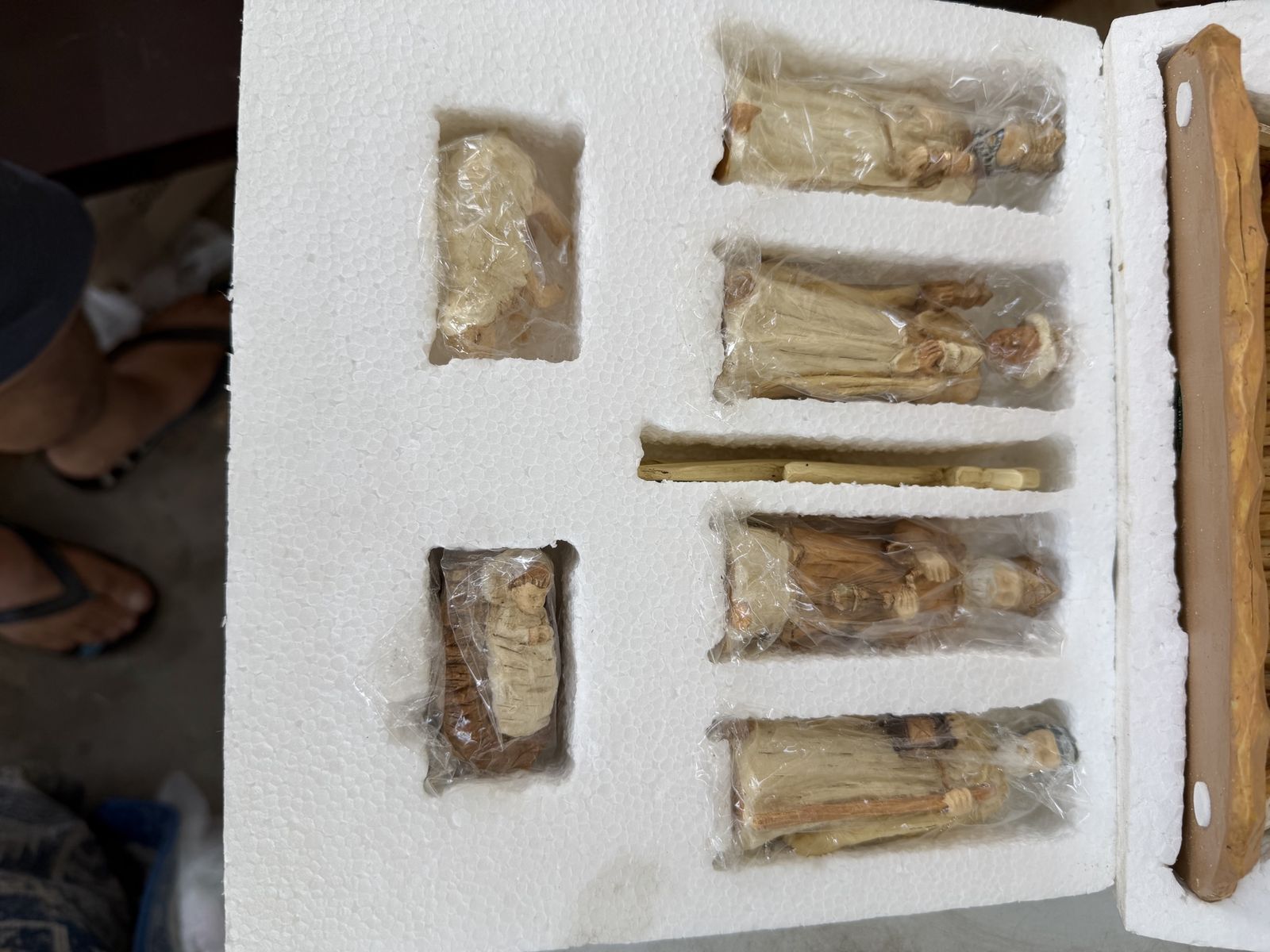 Main image 3