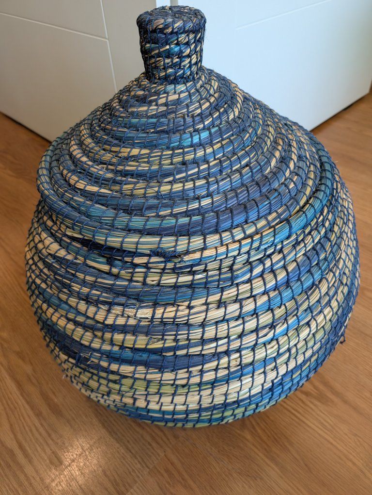 Handwoven Blue & Natural Wicker Storage Basket with Lid, Versatile Home Decor