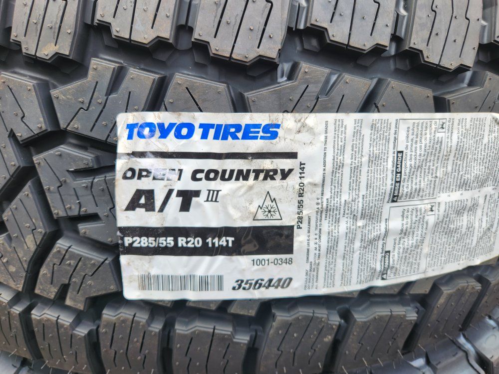 285/55r20 toyo open country at lll