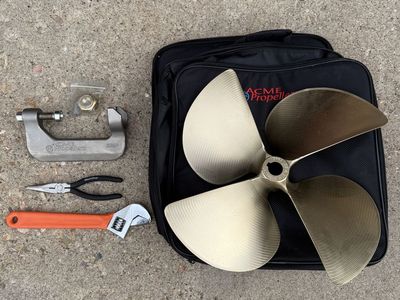 ACME 2561 Wake/Ski 4-Blade Propeller W/ Tool Kit