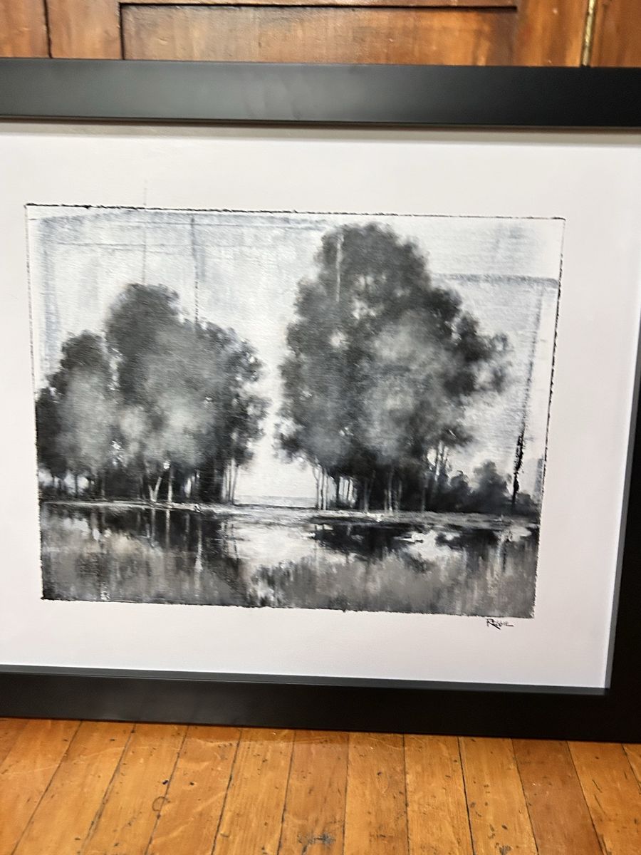 Main image 6