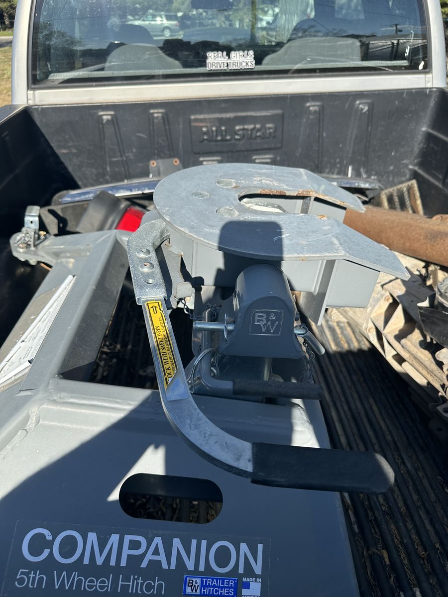 B&W 5th Wheel hitch