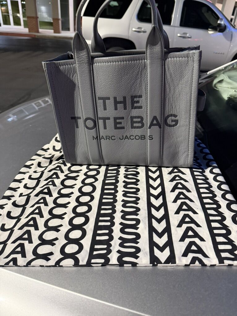 Marc Jacobs The Tote Bag Purse